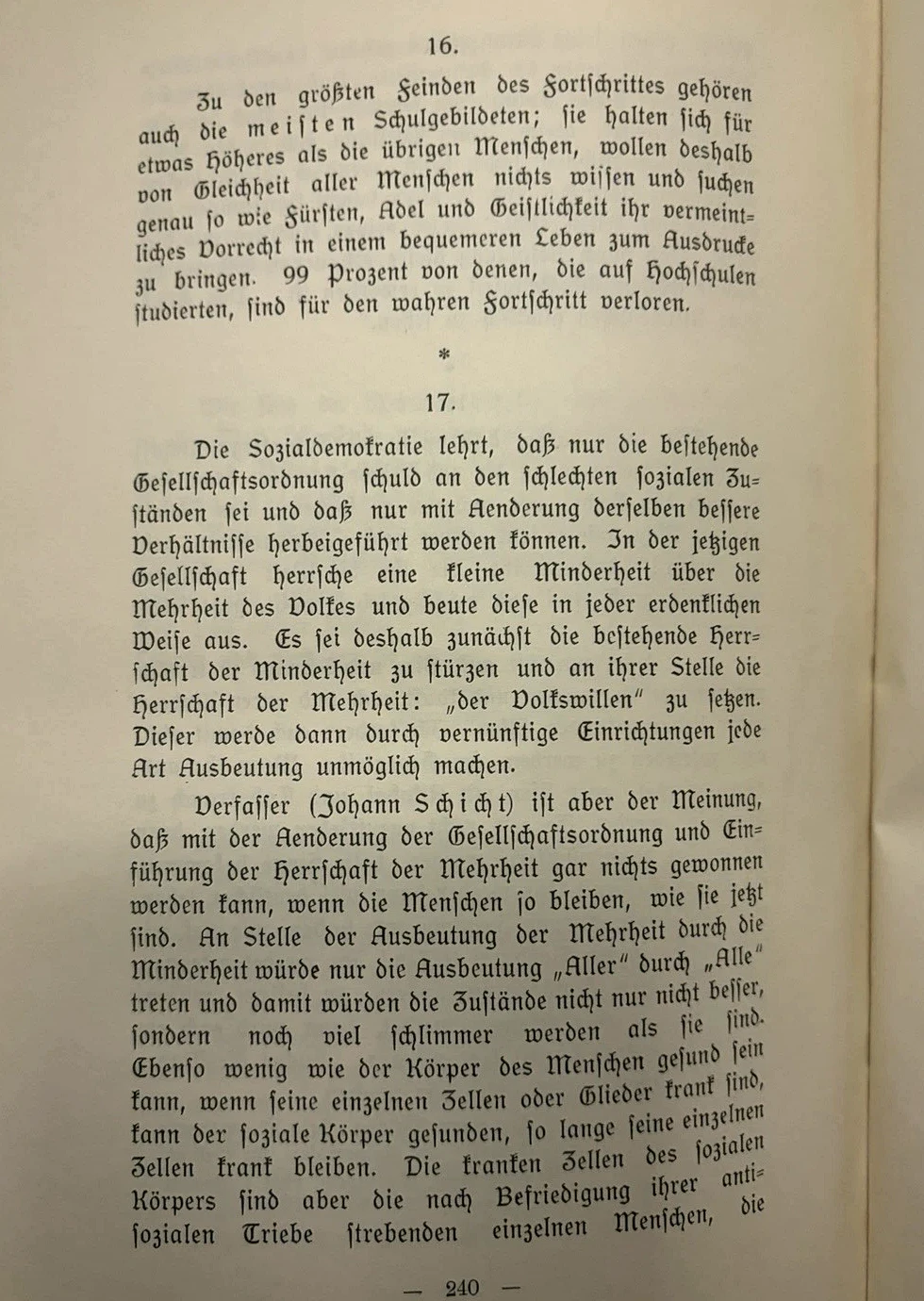 Page of aphoristic writing that introduces Johann Schicht’s disagreement with Social Democracy